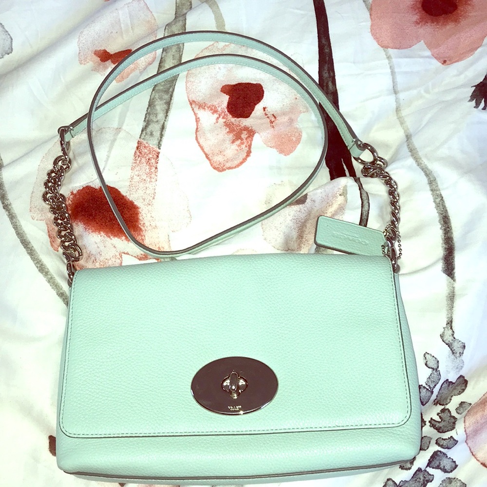 *NEW* Coach leather crossbody purse